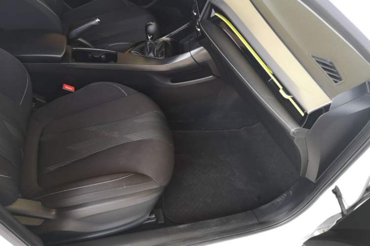 Used Roewe i5 2021 1.5L Manual Platinum Edition Right Front Seat