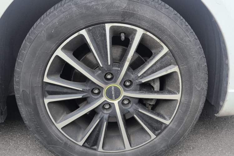 Used Roewe i5 2021 1.5L CVT Starry Edition Right Front Wheel Hub