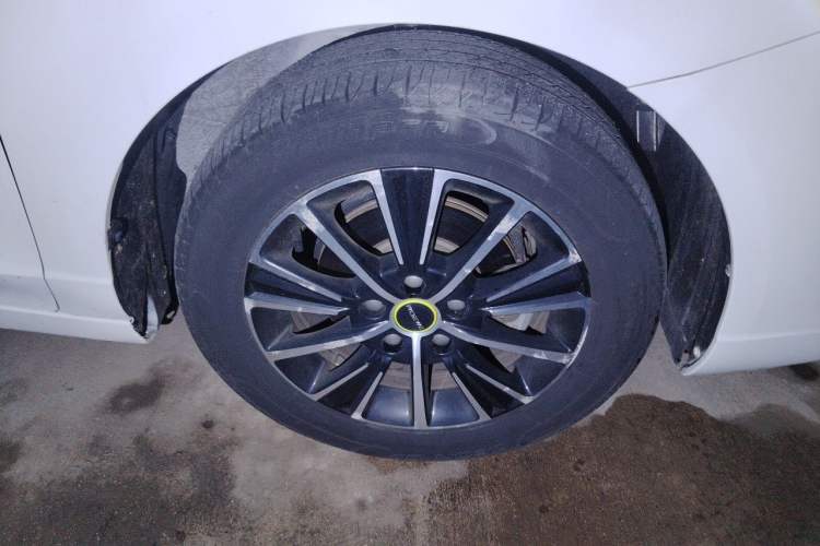 Used Roewe i5 2021 1.5L CVT Starry Edition Right Front Wheel Hub