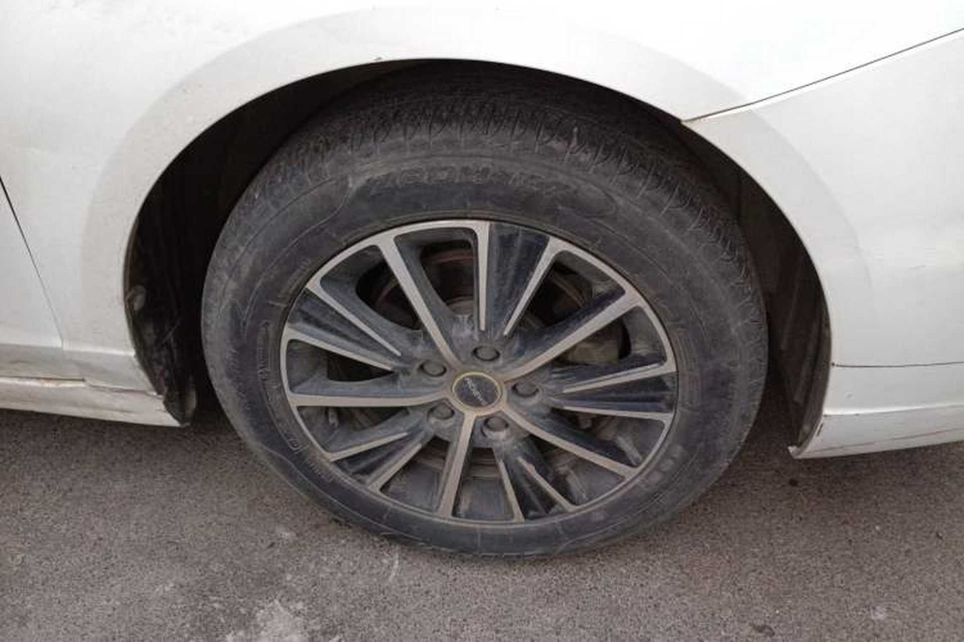 Used Roewe i5 2021 1.5L CVT Diamond Edition Right Front Wheel Hub