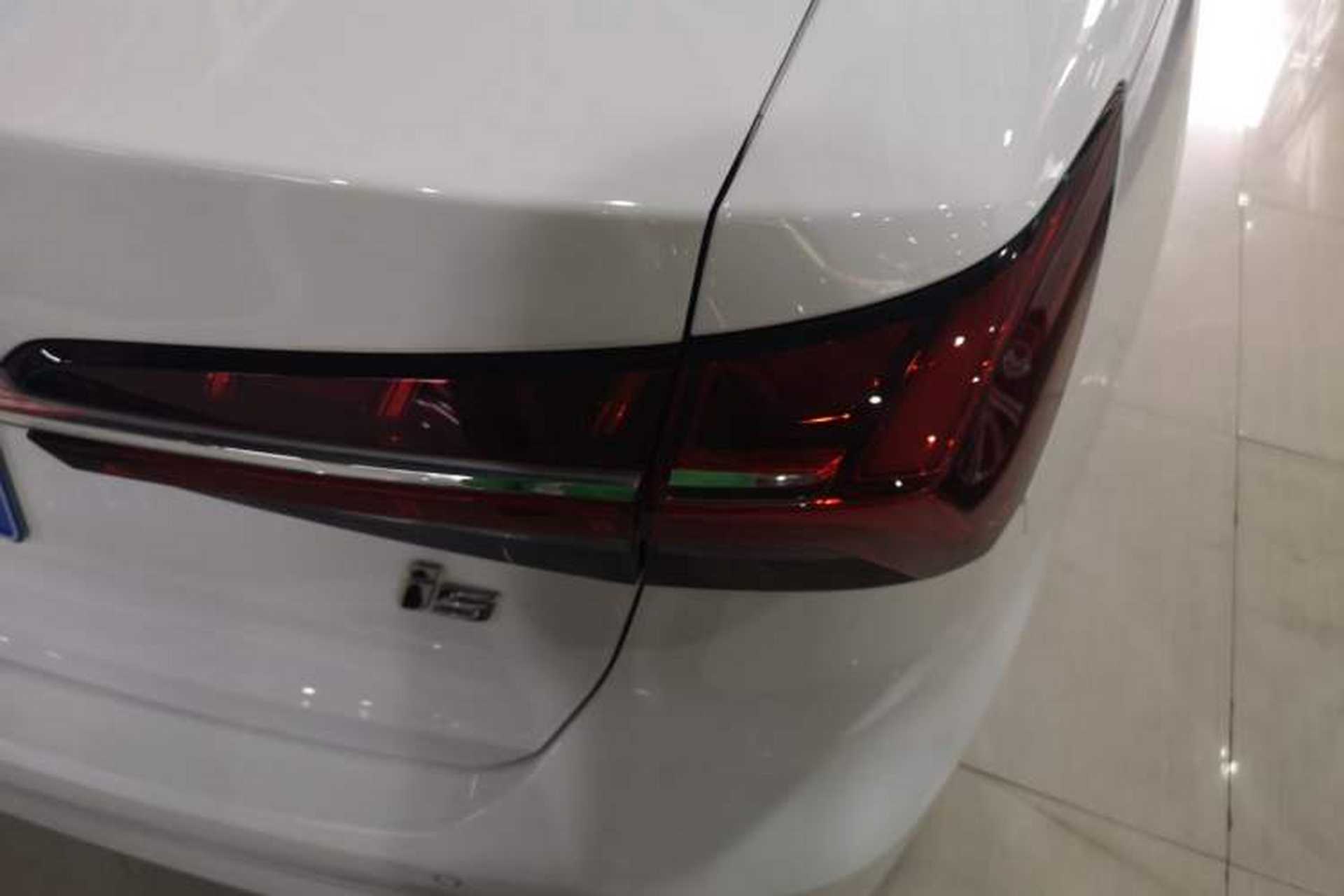 Used Roewe i5 2021 1.5L Manual Platinum Edition Right Rear Taillight