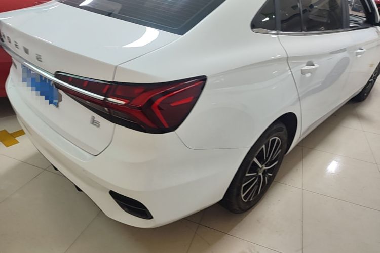 Used Roewe i5 2021 1.5L CVT Starry Edition Right Rear Taillight