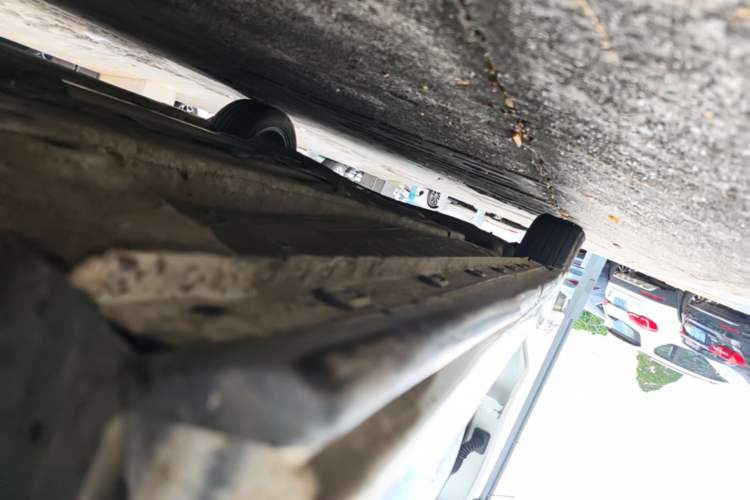 Used Roewe i5 2021 1.5L Manual Diamond Edition Right Side Sill