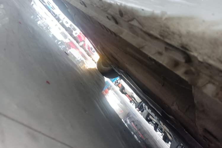 Used Roewe i5 2021 Revised Version 1.5L CVT Diamond Edition Right Side Sill