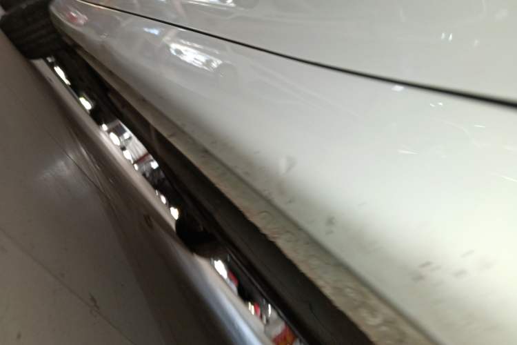 Used Roewe i5 2021 1.5L CVT Platinum Edition Right Side Sill