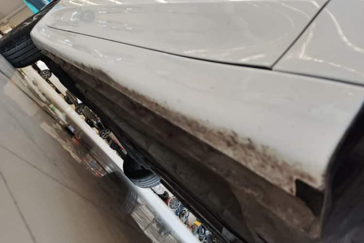 Used Roewe i5 2021 1.5L CVT Platinum Edition Right Side Sill