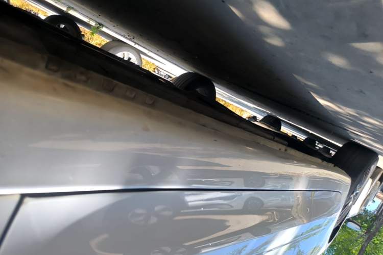Used Roewe i5 2021 Revised Version 1.5L CVT Diamond Edition Right Side Sill