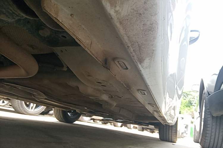 Used Roewe i5 2021 1.5L CVT Platinum Edition Right Side Sill