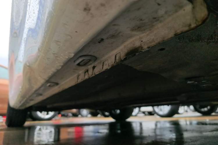 Used Roewe i5 2021 1.5L CVT Diamond Edition Right Side Sill