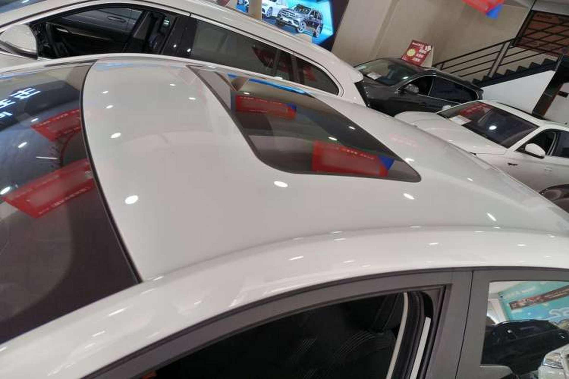 Used Roewe i5 2021 1.5L CVT Platinum Edition Roof
