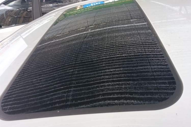 Used Roewe i5 2021 1.5L CVT Platinum Edition Roof
