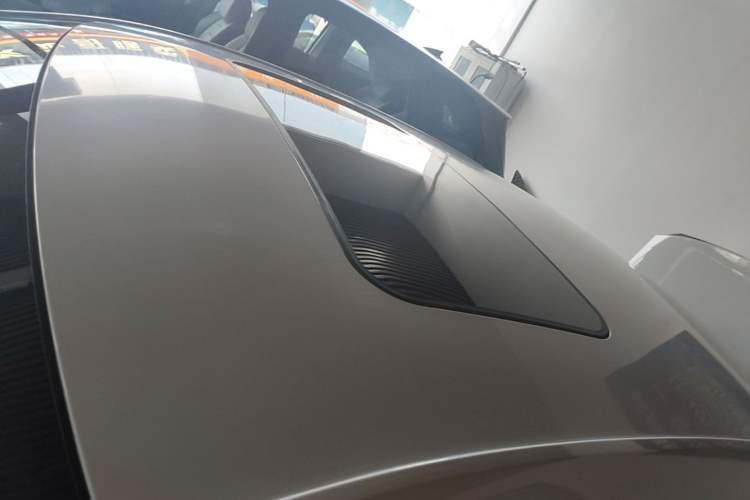 Used Roewe i5 2021 1.5L CVT Diamond Edition Roof