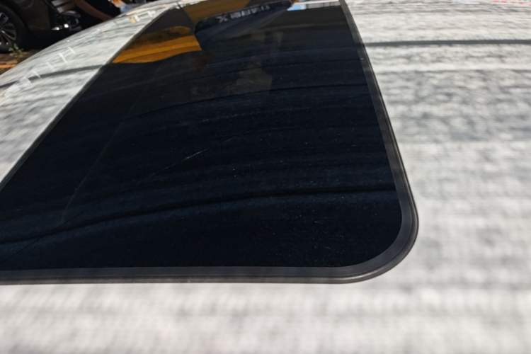 Used Roewe i5 2021 1.5L CVT Platinum Edition Roof