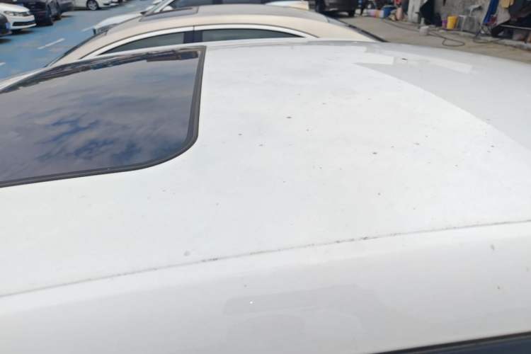 Used Roewe i5 2021 1.5L Manual Diamond Edition Roof