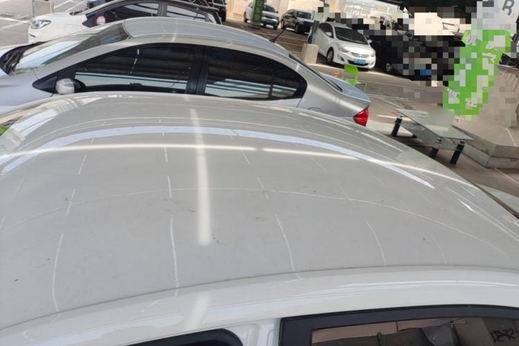 Used Roewe i5 2021 1.5L Manual Platinum Edition Roof
