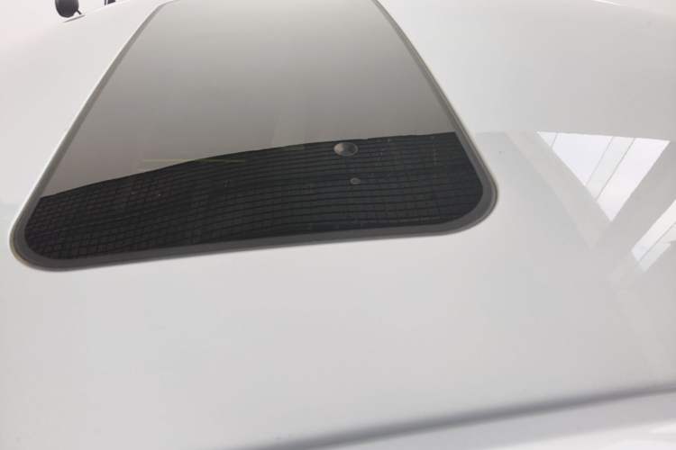 Used Roewe i5 2021 Revised Version 1.5L CVT Diamond Edition Roof