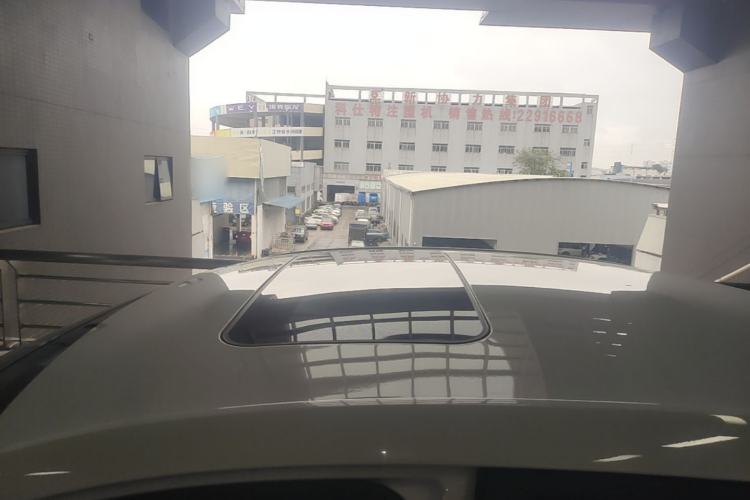 Used Roewe i5 2021 1.5L CVT Starry Edition Roof
