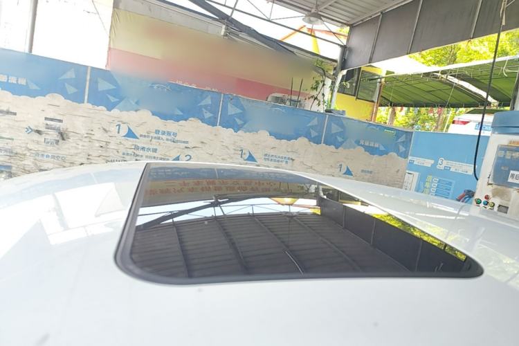 Used Roewe i5 2021 1.5L Manual Diamond Edition Roof