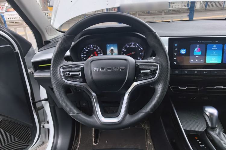 Used Roewe i5 2021 1.5L CVT Black Gold Edition Steering Wheel