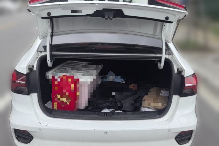 Used Roewe i5 2021 1.5L CVT Starry Edition Trunk