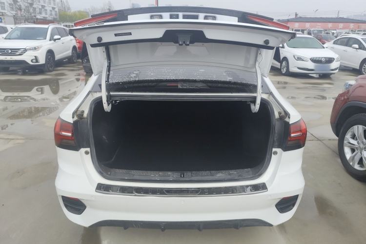 Used Roewe i5 2021 1.5L CVT Starry Edition Trunk