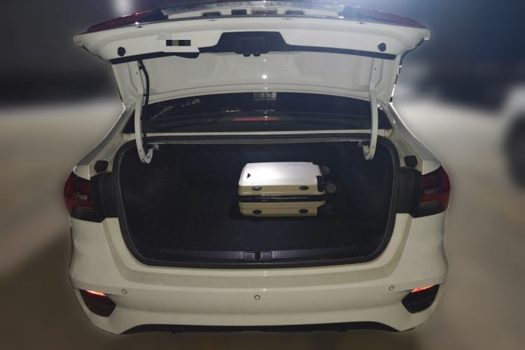 Used Roewe i5 2021 1.5L Manual Platinum Edition Trunk