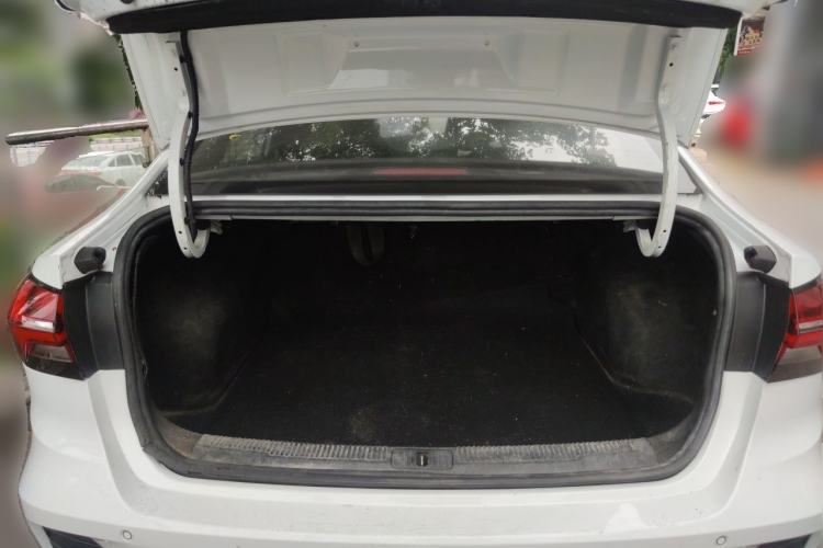 Used Roewe i5 2021 1.5L CVT Assurance Edition Trunk