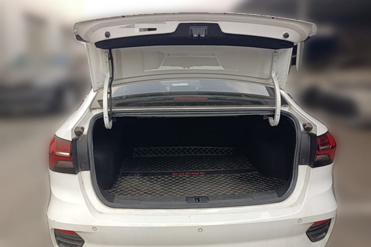 Used Roewe i5 2021 1.5L CVT Platinum Edition Trunk