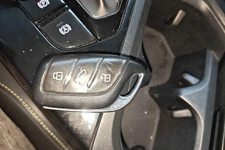 Used Roewe i5 2021 1.5L CVT Diamond Edition Vehicle Key