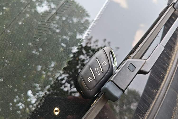 Used Roewe i5 2021 1.5L CVT Diamond Edition Vehicle Key