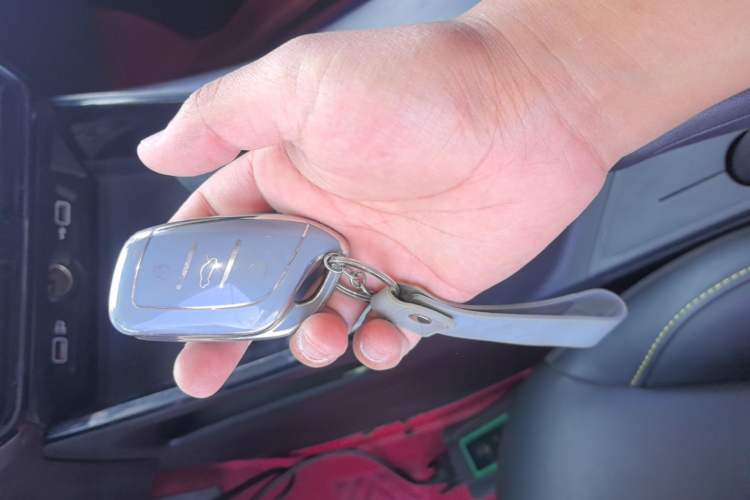 Used Roewe i5 2021 1.5L Manual Diamond Edition Vehicle Key