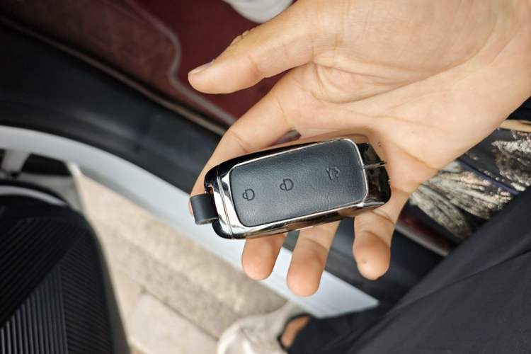 Used Roewe i5 2021 1.5L CVT Starry Edition Vehicle Key