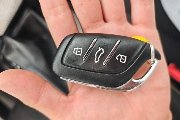 Used Roewe i5 2021 1.5L CVT Platinum Edition Vehicle Key