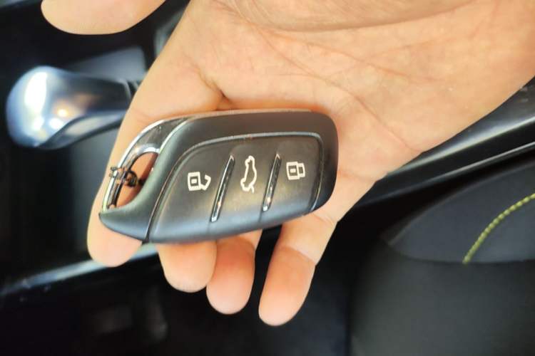 Used Roewe i5 2021 1.5L CVT Platinum Edition Vehicle Key