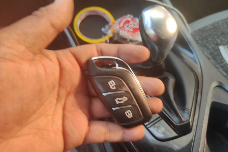 Used Roewe i5 2021 1.5L CVT Platinum Edition Vehicle Key