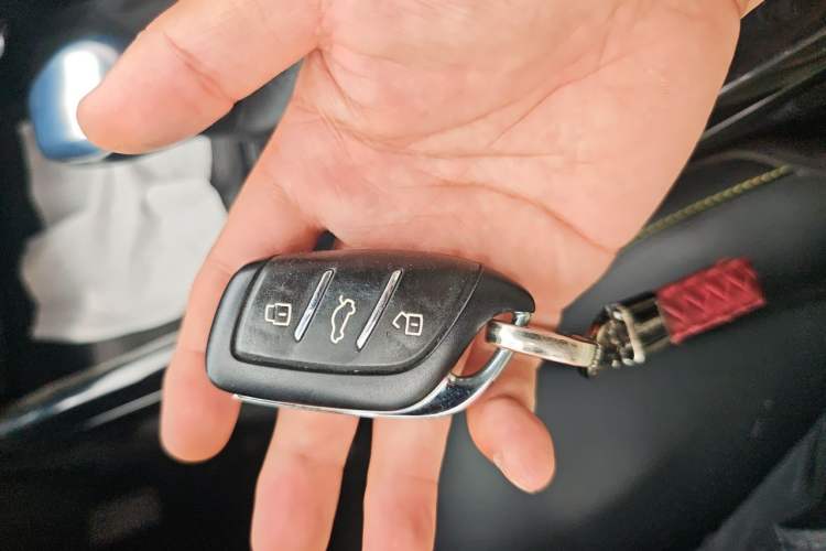 Used Roewe i5 2021 Revised Version 1.5L CVT Diamond Edition Vehicle Key