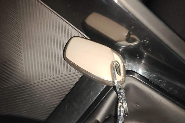 Used Roewe i5 2021 1.5L CVT Platinum Edition Vehicle Key