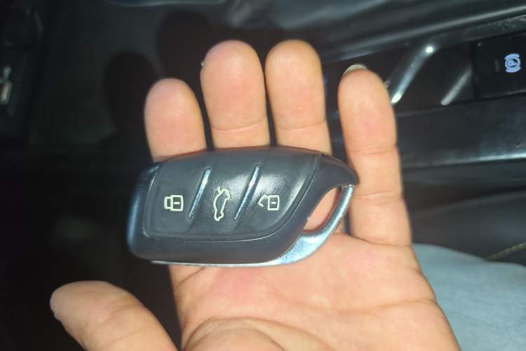 Used Roewe i5 2021 1.5L CVT Starry Edition Vehicle Key