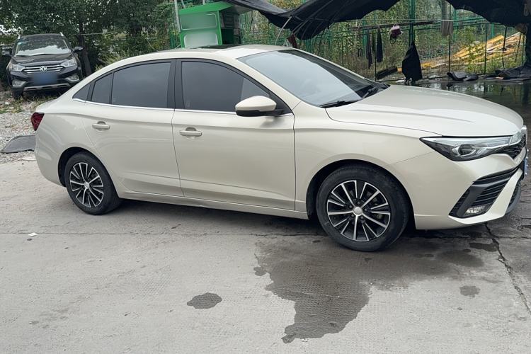 Used Roewe i5 2021 1.5L Manual Diamond Edition Exterior 2