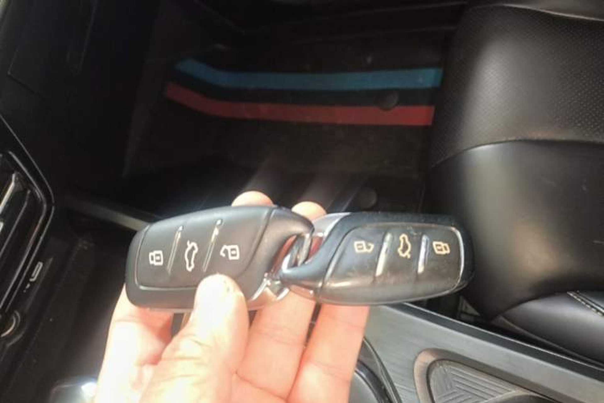 Used Roewe i5 2021 1.5L CVT Diamond Edition Interior 1