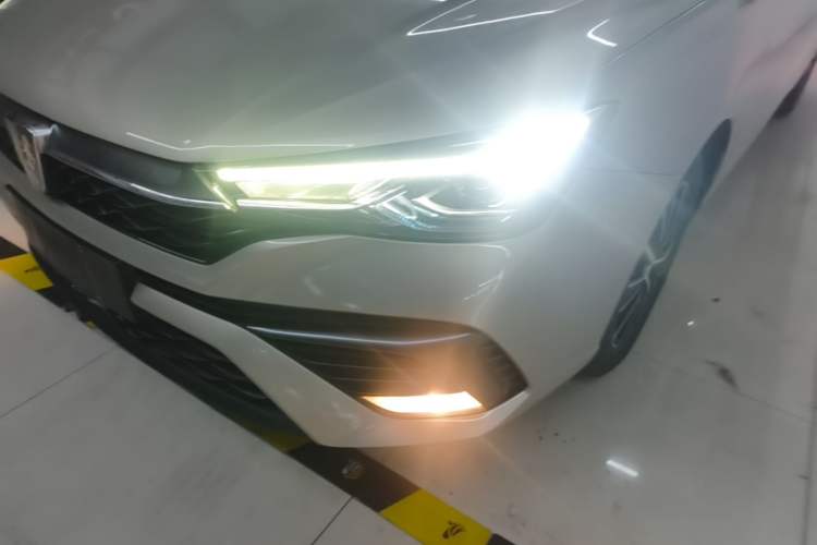 Used Roewe i5 2021 1.5L CVT Diamond Edition Left Front Headlight