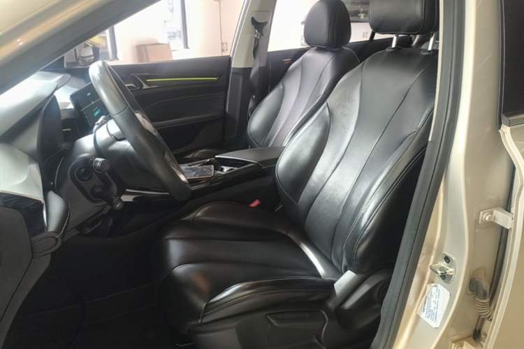 Used Roewe i5 2021 1.5L CVT Diamond Edition Left Front Seat