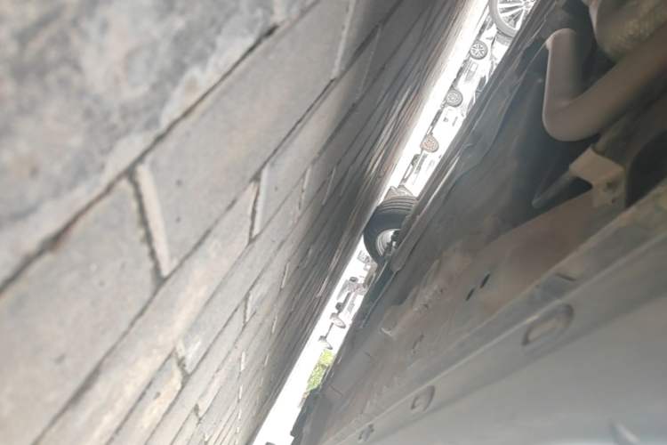 Used Roewe i5 2023 1.5L Manual Comfort Edition Chassis Rear Right