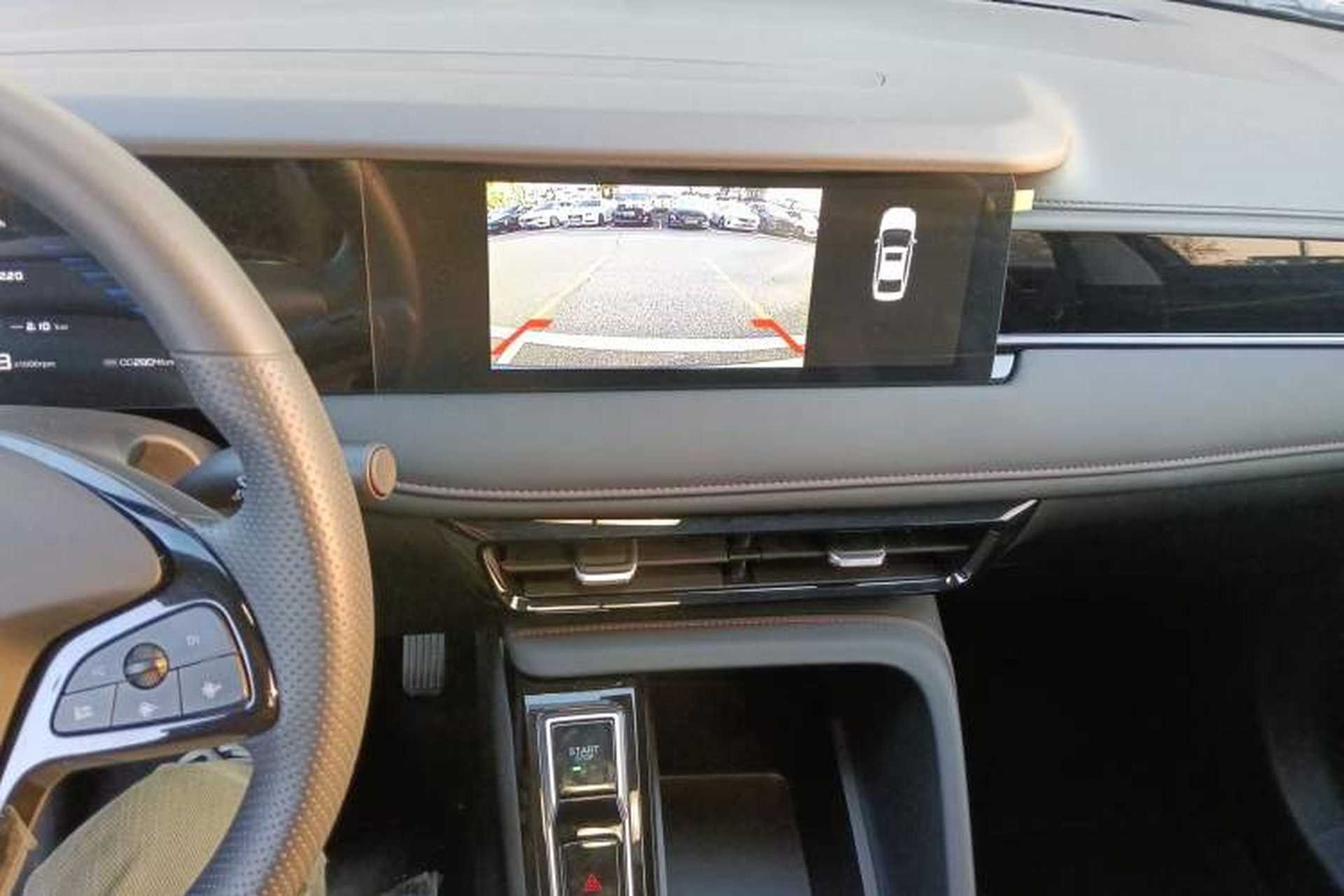 Used Roewe i5 2023 1.5L CVT Luxury Edition Audio And AC Panel