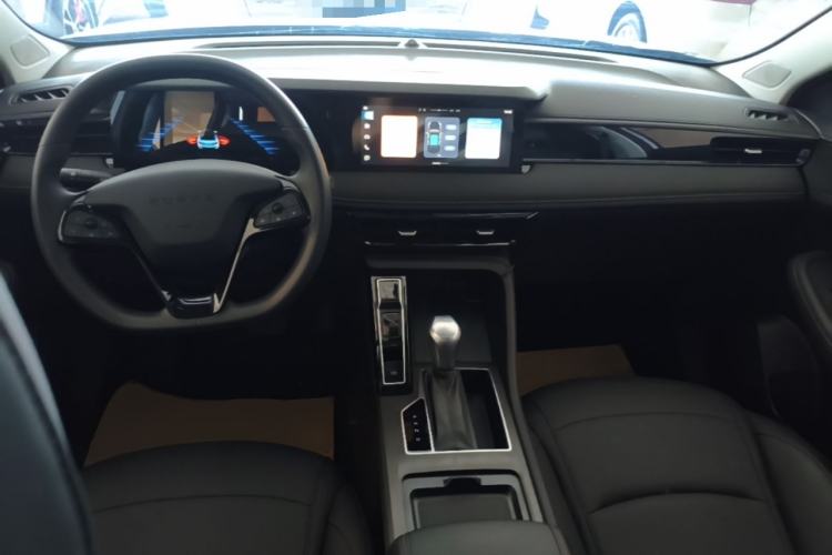 Used Roewe i5 2023 1.5L CVT Luxury Edition Center Console