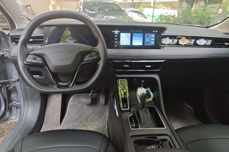 Used Roewe i5 2023 1.5L CVT Luxury Edition Center Console