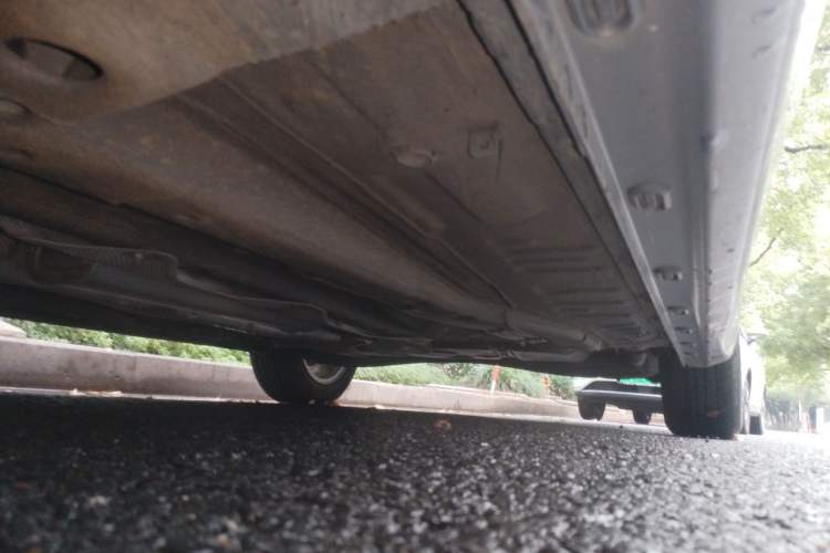 Used Roewe i5 2023 1.5L Manual Comfort Edition Chassis Front Left