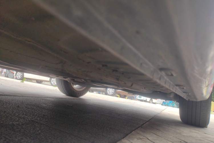 Used Roewe i5 2023 1.5L Manual Comfort Edition Chassis Front Left