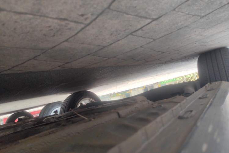 Used Roewe i5 2023 1.5L Manual Comfort Edition Chassis Front Right