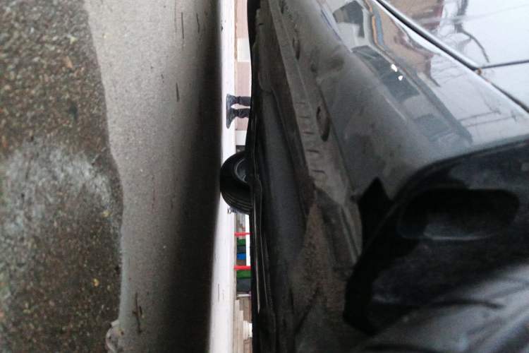 Used Roewe i5 2023 1.5L Manual Comfort Edition Chassis Front Right